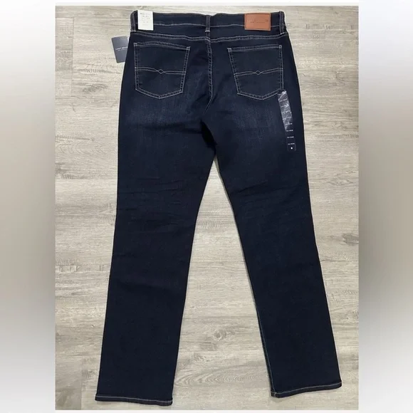 Lucky Brand Mid Rise Straight Jeans 14/34 R NWT